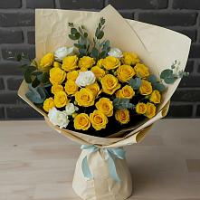 Букет цветов из:  Розы #REPLACE_PRED# Сухобузимском