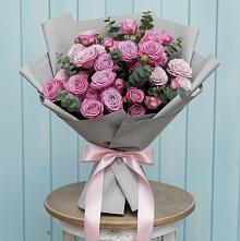 Букет цветов из:  Розы #REPLACE_PRED# Сухобузимском